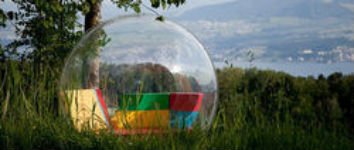 Швейцарские дизайнеры создали дом-пузырь
